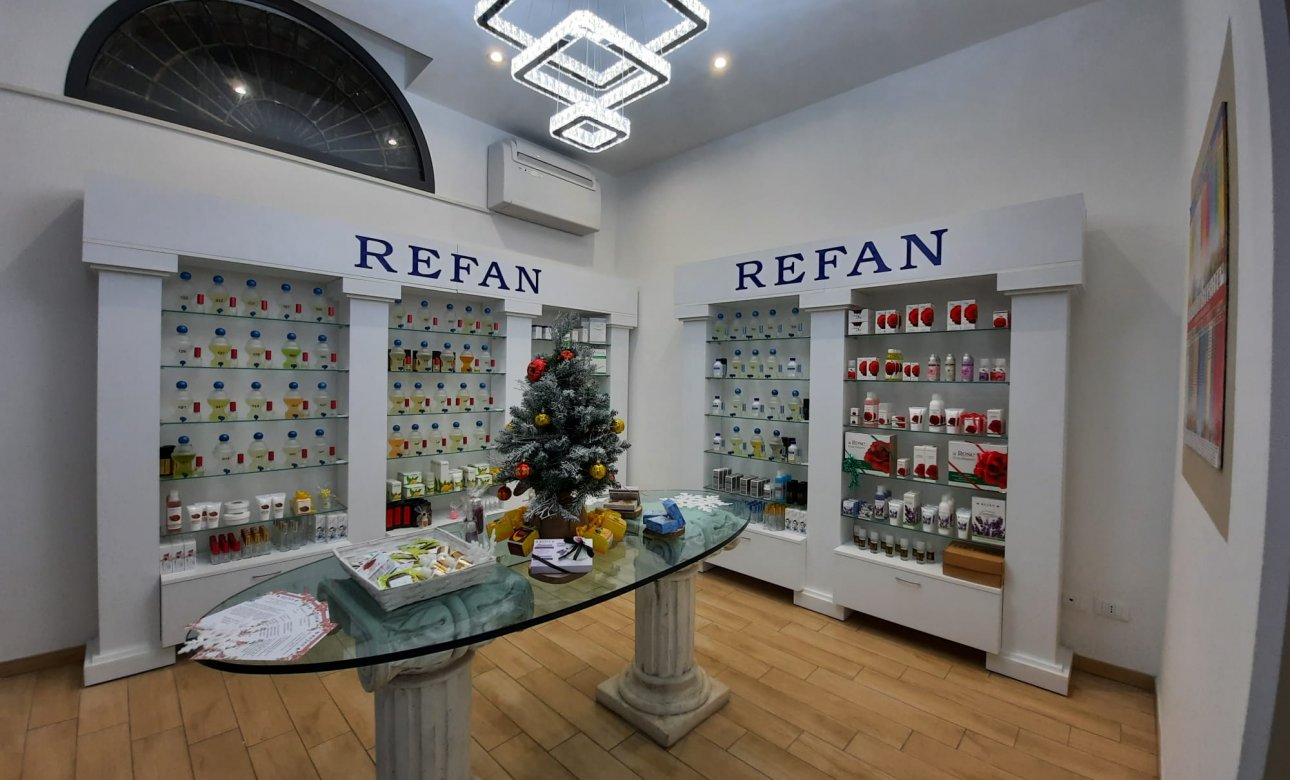 TRE nuove boutique REfAN hanno aperto le porte al pubblico in Italia